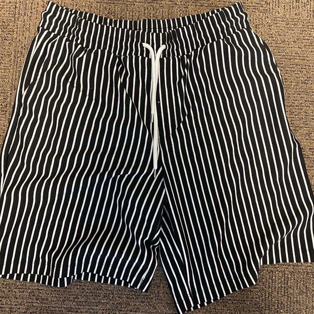 Drawstring shorts